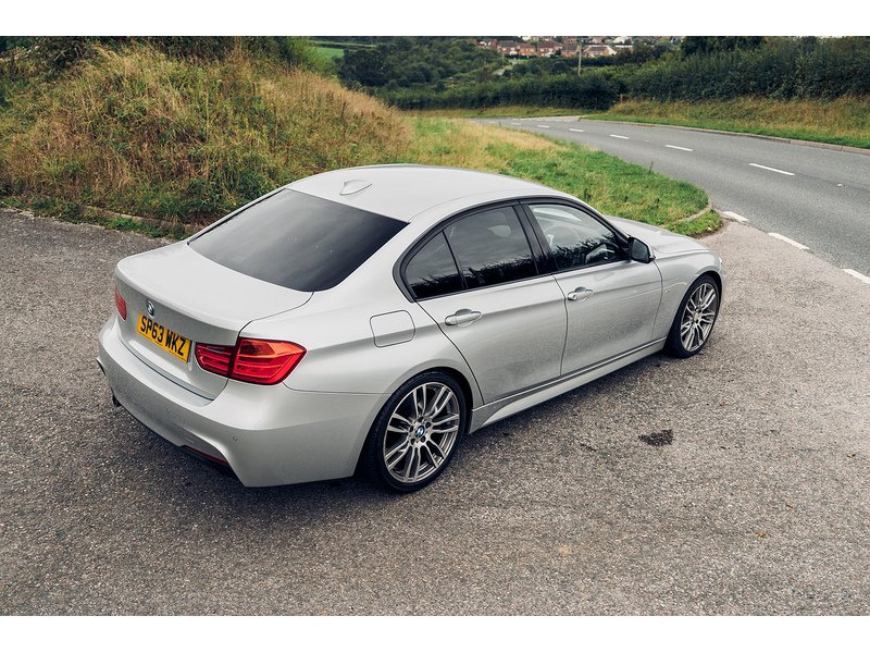 BMW 2.0 318d M Sport Saloon 4dr Diesel Manual Euro 5 (s/s) (143 ps)