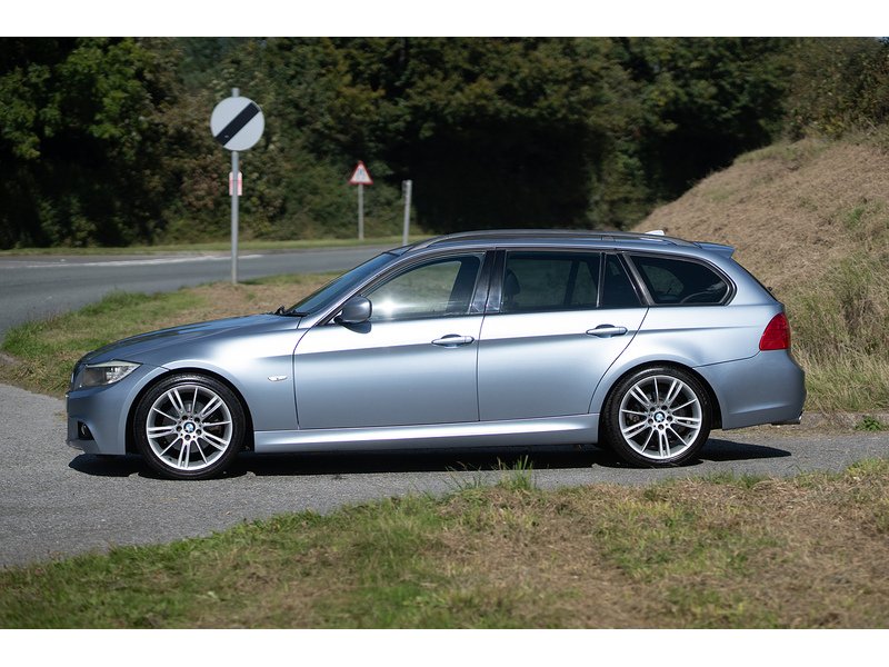 BMW 3 Series  Estate 2.0 Automatic Diesel