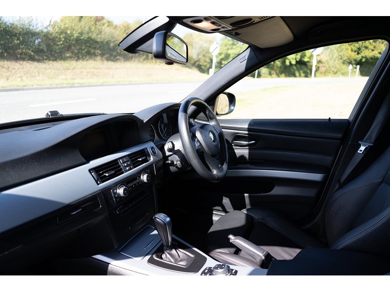 BMW 3 Series  Estate 2.0 Automatic Diesel