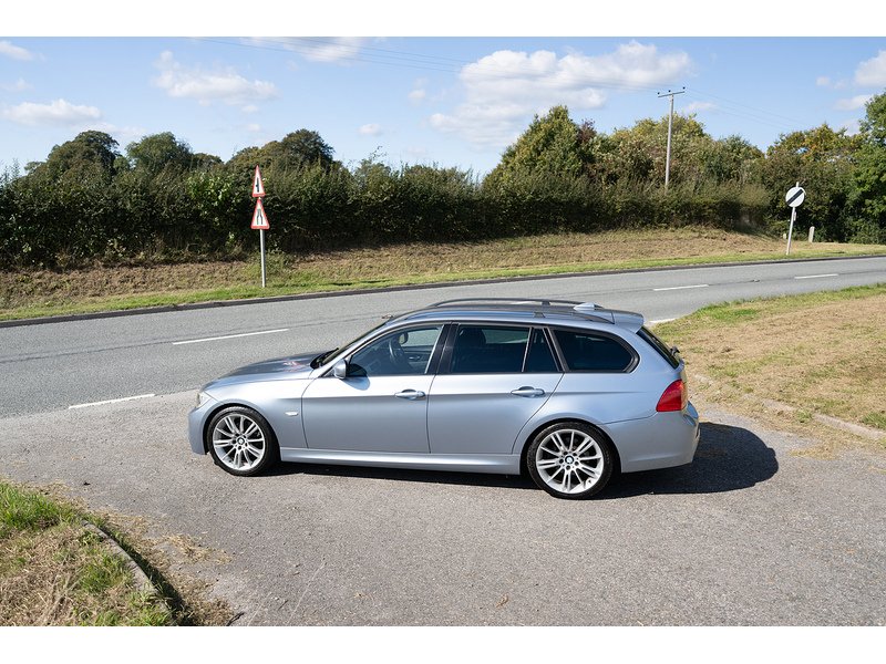 BMW 3 Series  Estate 2.0 Automatic Diesel