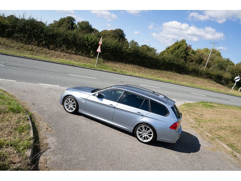 BMW 3 Series  Estate 2.0 Automatic Diesel