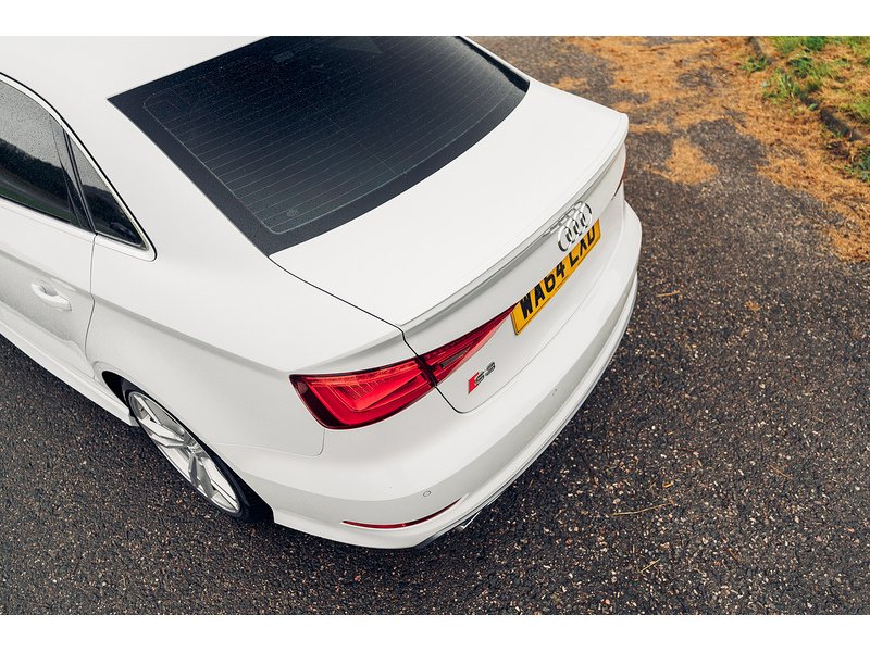 Audi S3 Quattro Nav Saloon 2.0 Semi Auto Petrol