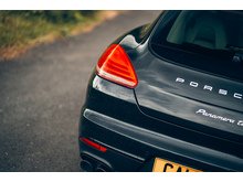 3.0D V6 Hatchback 5dr Diesel TiptronicS Euro 5 (s/s) (300 ps)