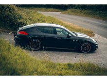 3.0D V6 Hatchback 5dr Diesel TiptronicS Euro 5 (s/s) (300 ps)