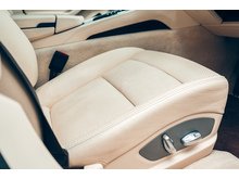 3.0D V6 Hatchback 5dr Diesel TiptronicS Euro 5 (s/s) (300 ps)