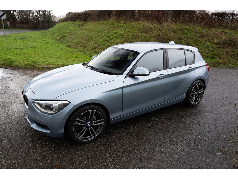 BMW 2.0 120d SE Hatchback 5dr Diesel Manual xDrive Euro 5 (s/s) (184 ps)