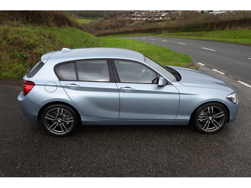 BMW 2.0 120d SE Hatchback 5dr Diesel Manual xDrive Euro 5 (s/s) (184 ps)