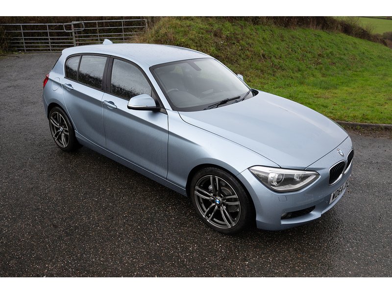 BMW 2.0 120d SE Hatchback 5dr Diesel Manual xDrive Euro 5 (s/s) (184 ps)