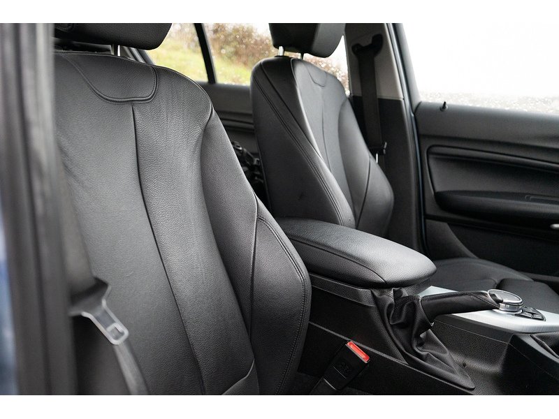 BMW 2.0 120d SE Hatchback 5dr Diesel Manual xDrive Euro 5 (s/s) (184 ps)