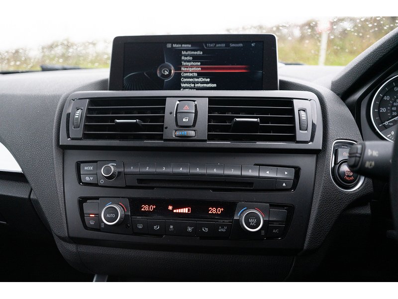 BMW 2.0 120d SE Hatchback 5dr Diesel Manual xDrive Euro 5 (s/s) (184 ps)