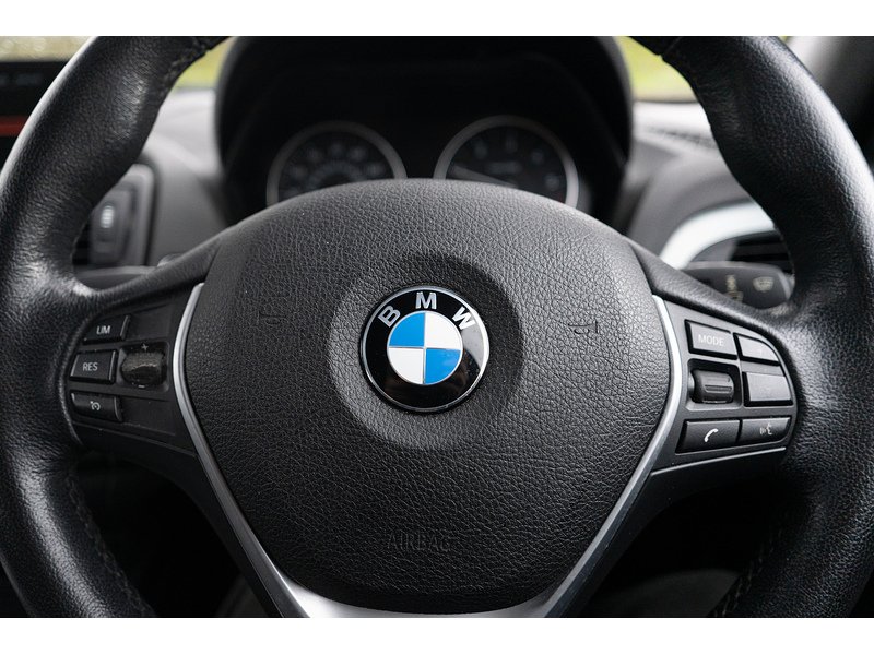 BMW 2.0 120d SE Hatchback 5dr Diesel Manual xDrive Euro 5 (s/s) (184 ps)