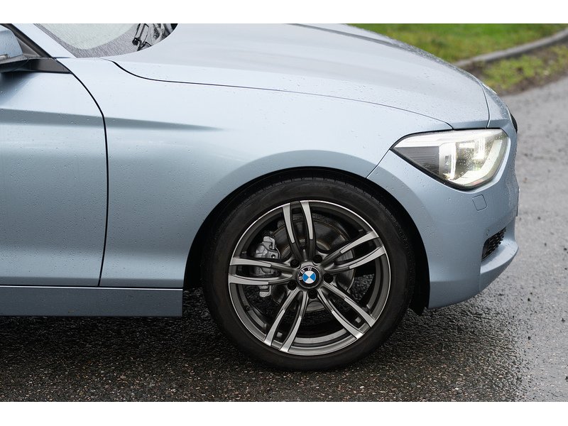 BMW 2.0 120d SE Hatchback 5dr Diesel Manual xDrive Euro 5 (s/s) (184 ps)