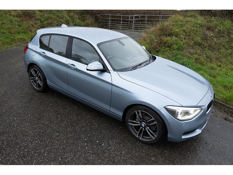 BMW 2.0 120d SE Hatchback 5dr Diesel Manual xDrive Euro 5 (s/s) (184 ps)