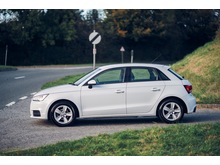 Sportback Tfsi Se Hatchback 1.0 Semi Auto Petrol