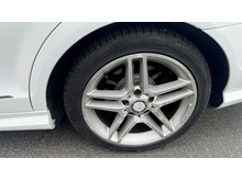 Sportback Tfsi Se Hatchback 1.0 Semi Auto Petrol