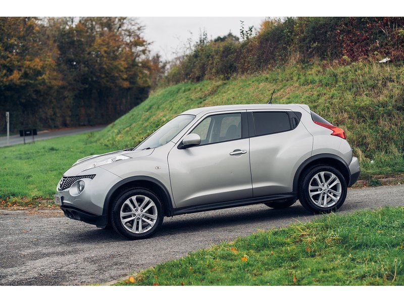 Nissan 1.6 Acenta Premium SUV 5dr Petrol Manual Euro 5 (s/s) (117 ps)