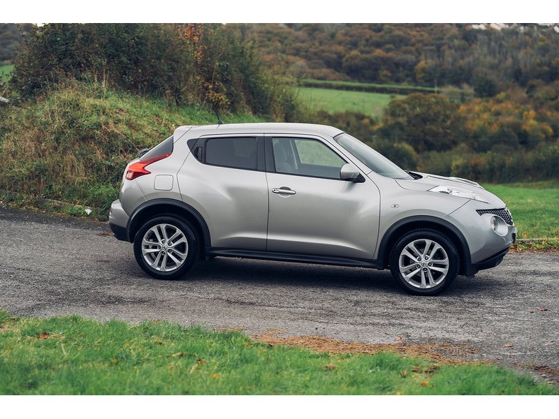 Nissan 1.6 Acenta Premium SUV 5dr Petrol Manual Euro 5 (s/s) (117 ps)