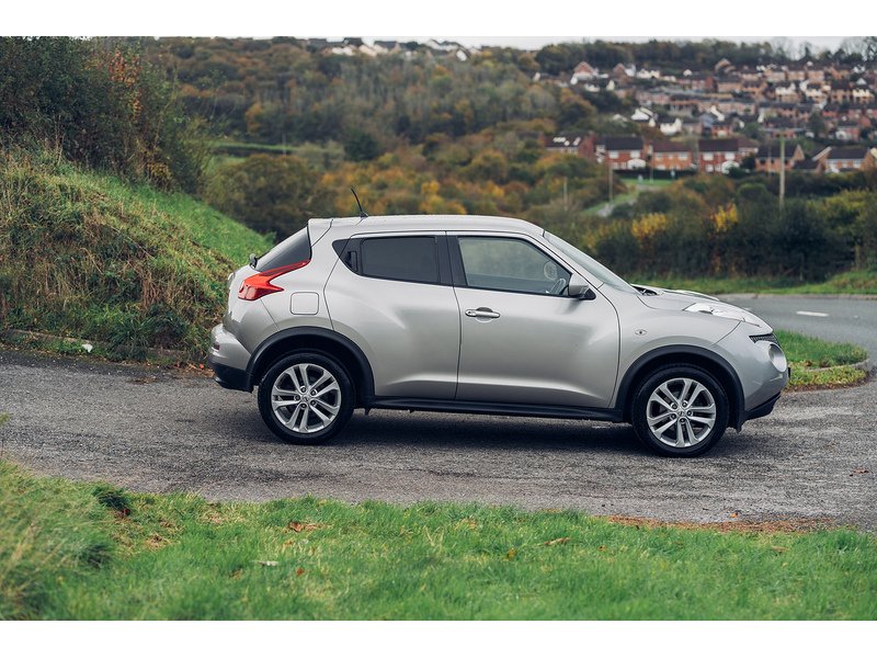 Nissan 1.6 Acenta Premium SUV 5dr Petrol Manual Euro 5 (s/s) (117 ps)