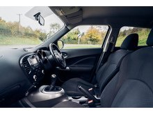 1.6 Acenta Premium SUV 5dr Petrol Manual Euro 5 (s/s) (117 ps)