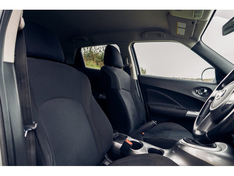 Nissan 1.6 Acenta Premium SUV 5dr Petrol Manual Euro 5 (s/s) (117 ps)