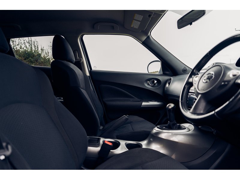 Nissan 1.6 Acenta Premium SUV 5dr Petrol Manual Euro 5 (s/s) (117 ps)