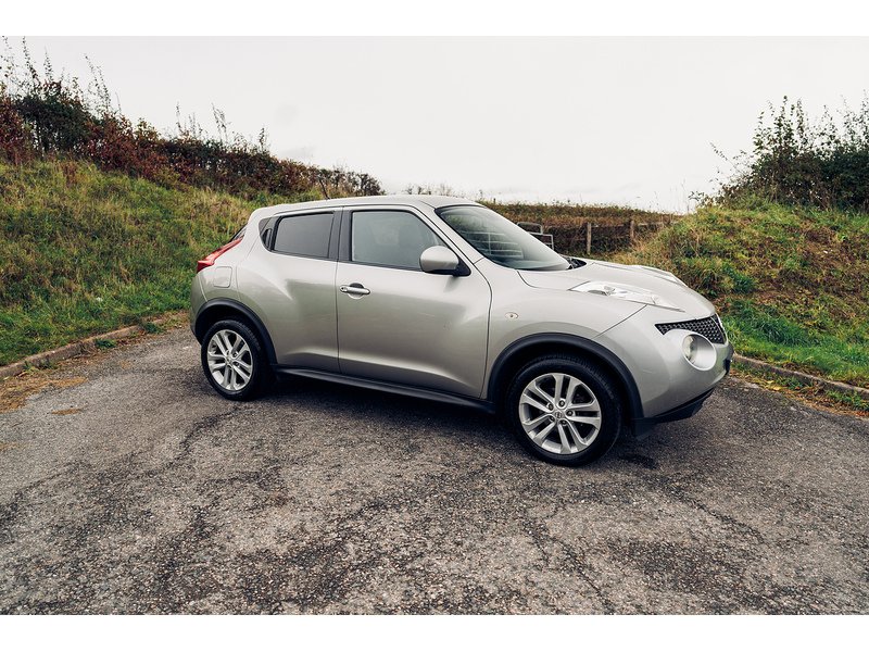 Nissan 1.6 Acenta Premium SUV 5dr Petrol Manual Euro 5 (s/s) (117 ps)