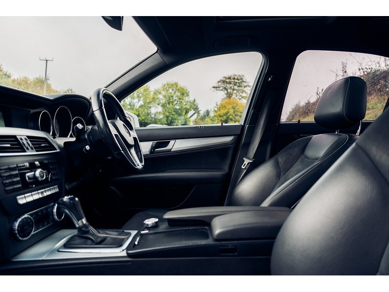 Mercedes-Benz 2.1 C220 CDI AMG Sport Edition Saloon 4dr Diesel G-Tronic+ Euro 5 (s/s) (170 ps)