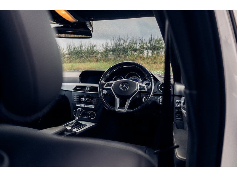 Mercedes-Benz 2.1 C220 CDI AMG Sport Edition Saloon 4dr Diesel G-Tronic+ Euro 5 (s/s) (170 ps)