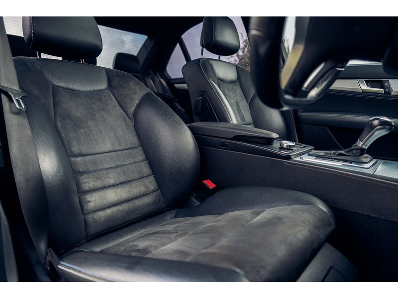 Mercedes-Benz 2.1 C220 CDI AMG Sport Edition Saloon 4dr Diesel G-Tronic+ Euro 5 (s/s) (170 ps)