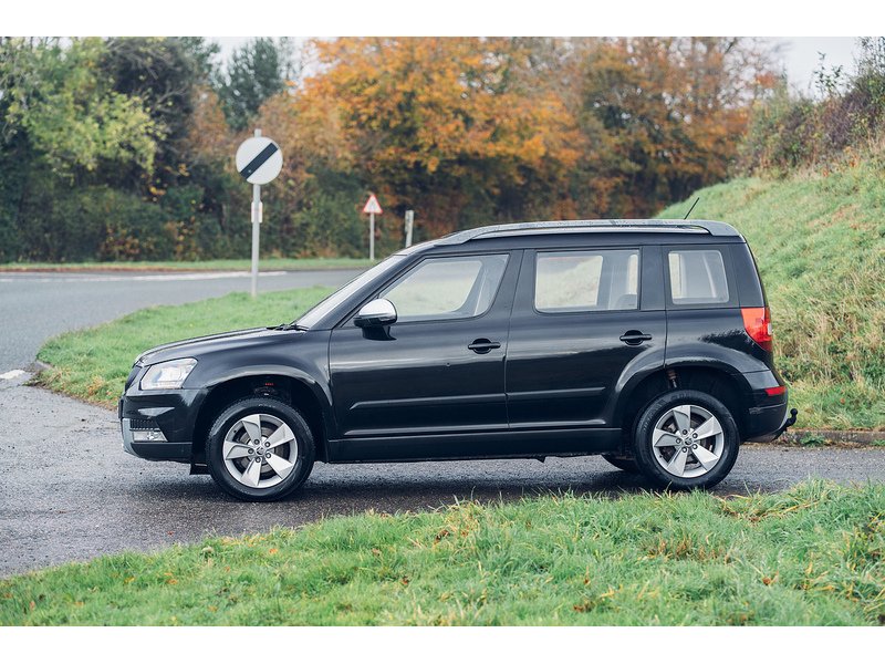 Skoda 2.0 TDI S Outdoor 5dr Diesel Manual 4WD Euro 5 (110 ps)