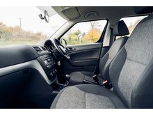 2.0 TDI S Outdoor 5dr Diesel Manual 4WD Euro 5 (110 ps)