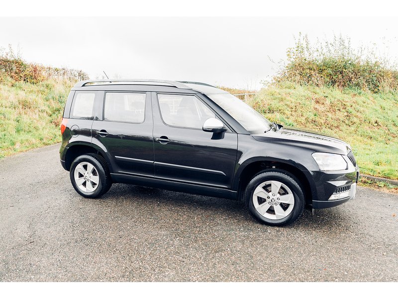 Skoda 2.0 TDI S Outdoor 5dr Diesel Manual 4WD Euro 5 (110 ps)