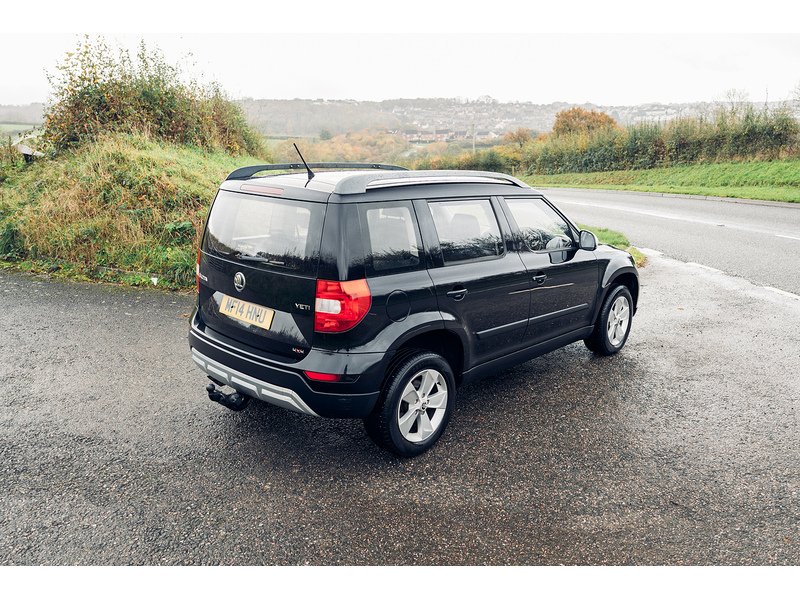 Skoda 2.0 TDI S Outdoor 5dr Diesel Manual 4WD Euro 5 (110 ps)