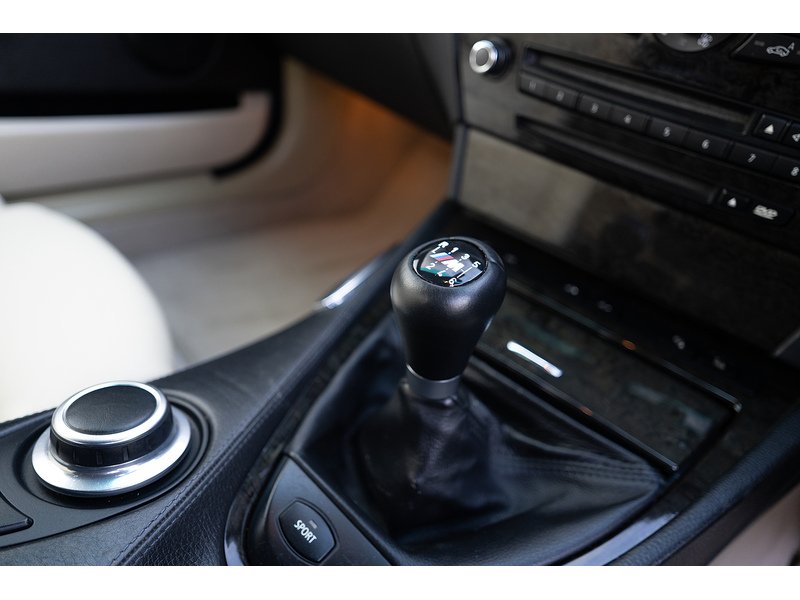 BMW 3.0 630i Sport Convertible 2dr Petrol Manual Euro 4 (272 ps)