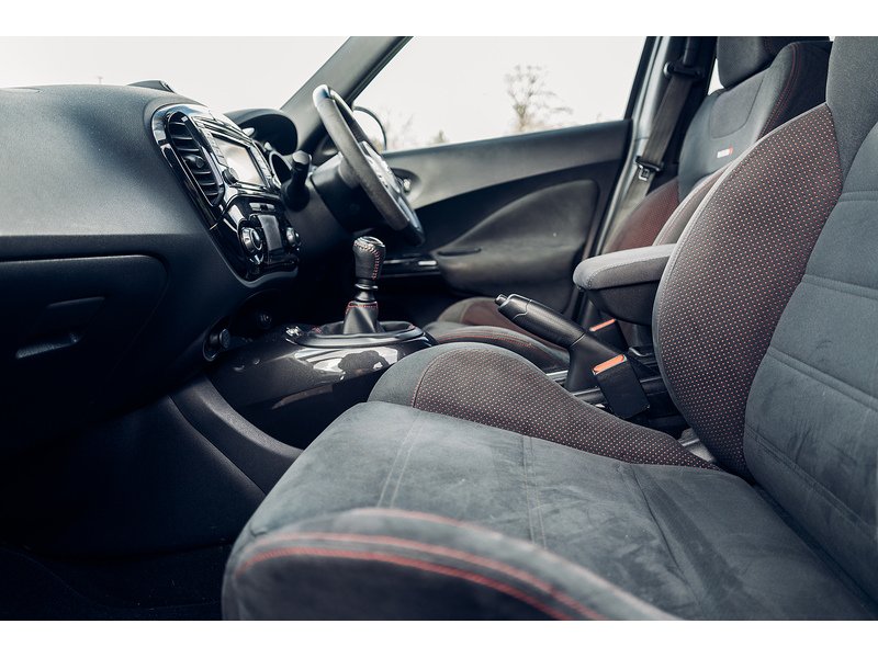 Nissan 1.6 DIG-T Nismo SUV 5dr Petrol Manual Euro 5 (200 ps)