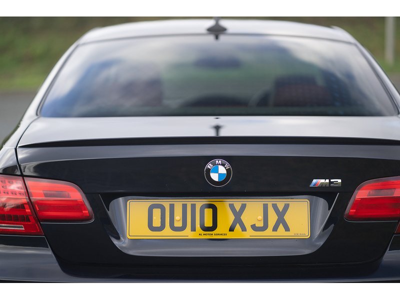 BMW 4.0 iV8 Coupe 2dr Petrol DCT Euro 4 (420 ps)