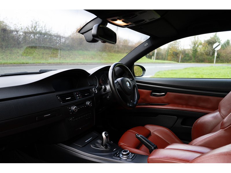 BMW 4.0 iV8 Coupe 2dr Petrol DCT Euro 4 (420 ps)