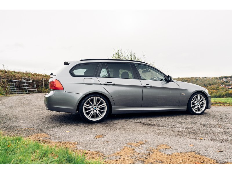 BMW 2.0 318d M Sport Touring 5dr Diesel Manual Euro 5 (s/s) (143 ps)