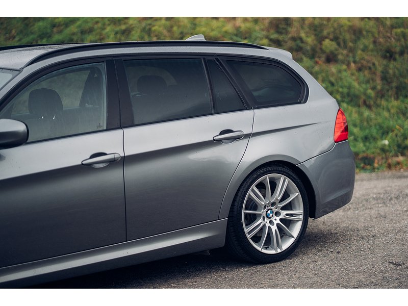 BMW 2.0 318d M Sport Touring 5dr Diesel Manual Euro 5 (s/s) (143 ps)