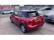 1499 5dr Hatchback Automatic