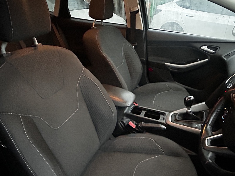 Ford TDCi Zetec Edition Hatchback 1.5 Manual Diesel