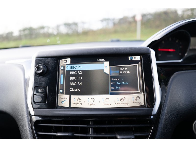 Peugeot 1.4 e-HDi Active Hatchback 3dr Diesel EGC Euro 5 (s/s) (70 ps)