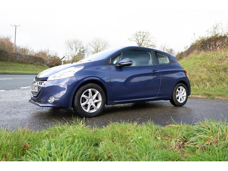 Peugeot 1.4 e-HDi Active Hatchback 3dr Diesel EGC Euro 5 (s/s) (70 ps)