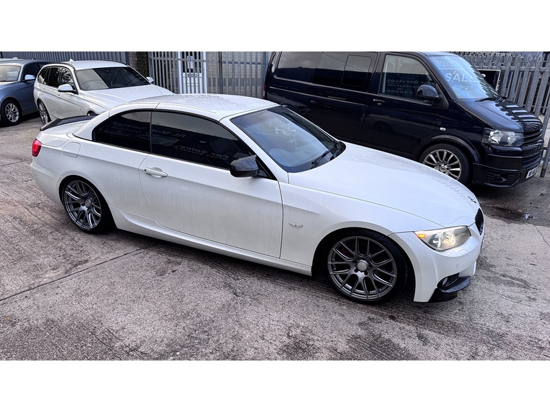 BMW 3.0 325d M Sport Convertible 2dr Diesel Steptronic Euro 5 (204 ps)