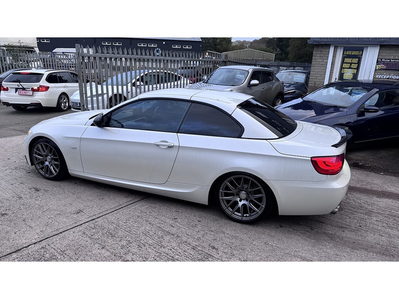 BMW 3.0 325d M Sport Convertible 2dr Diesel Steptronic Euro 5 (204 ps)
