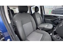 1.5 dCi Laureate SUV 5dr Diesel Manual Euro 5 (110 ps)