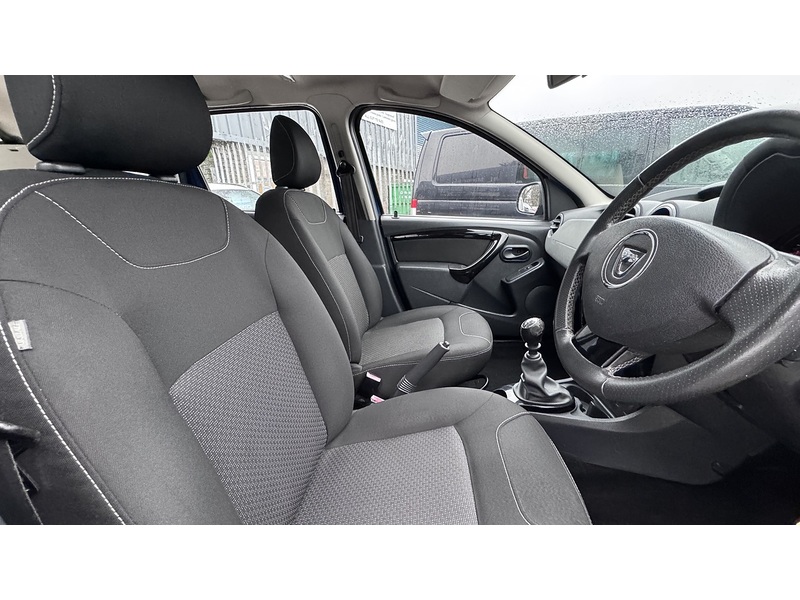 Dacia 1.5 dCi Laureate SUV 5dr Diesel Manual Euro 5 (110 ps)