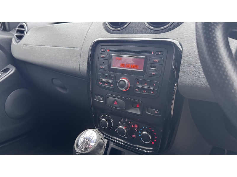 Dacia 1.5 dCi Laureate SUV 5dr Diesel Manual Euro 5 (110 ps)