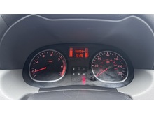 1.5 dCi Laureate SUV 5dr Diesel Manual Euro 5 (110 ps)