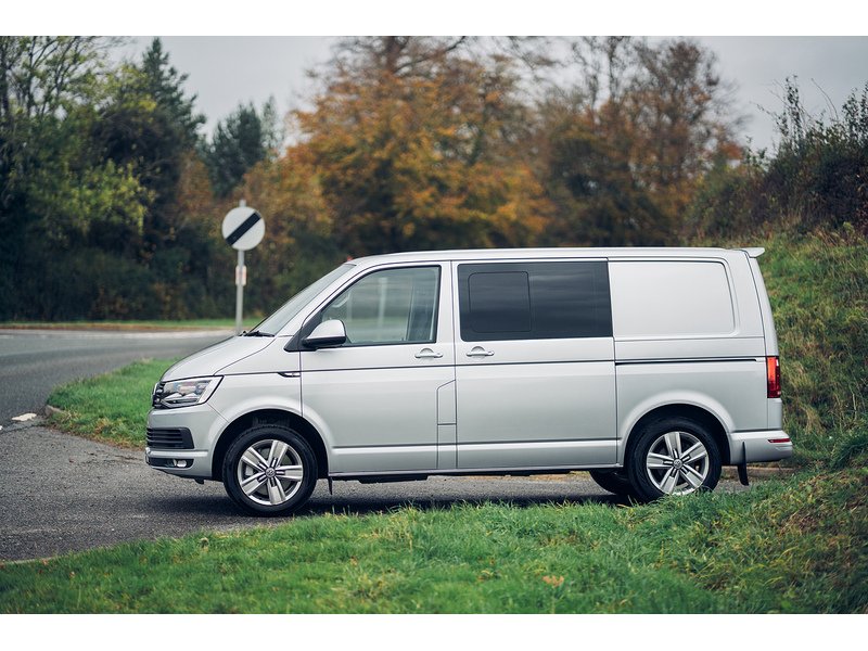 Volkswagen 2.0 BiTDI T32 BlueMotion Tech Highline Kombi Double Cab 5dr Diesel DSG FWD SWB Euro 6 (s/s) (204 ps)